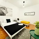 Hostel Luxury Centre