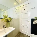Luxury Lisbon City Centre Rooms Albergue