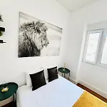 Luxury Lisbon City Centre Rooms Albergue